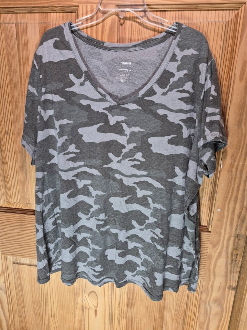 Sonoma Everyday V-Neck Short Sleeve Tee 4X
